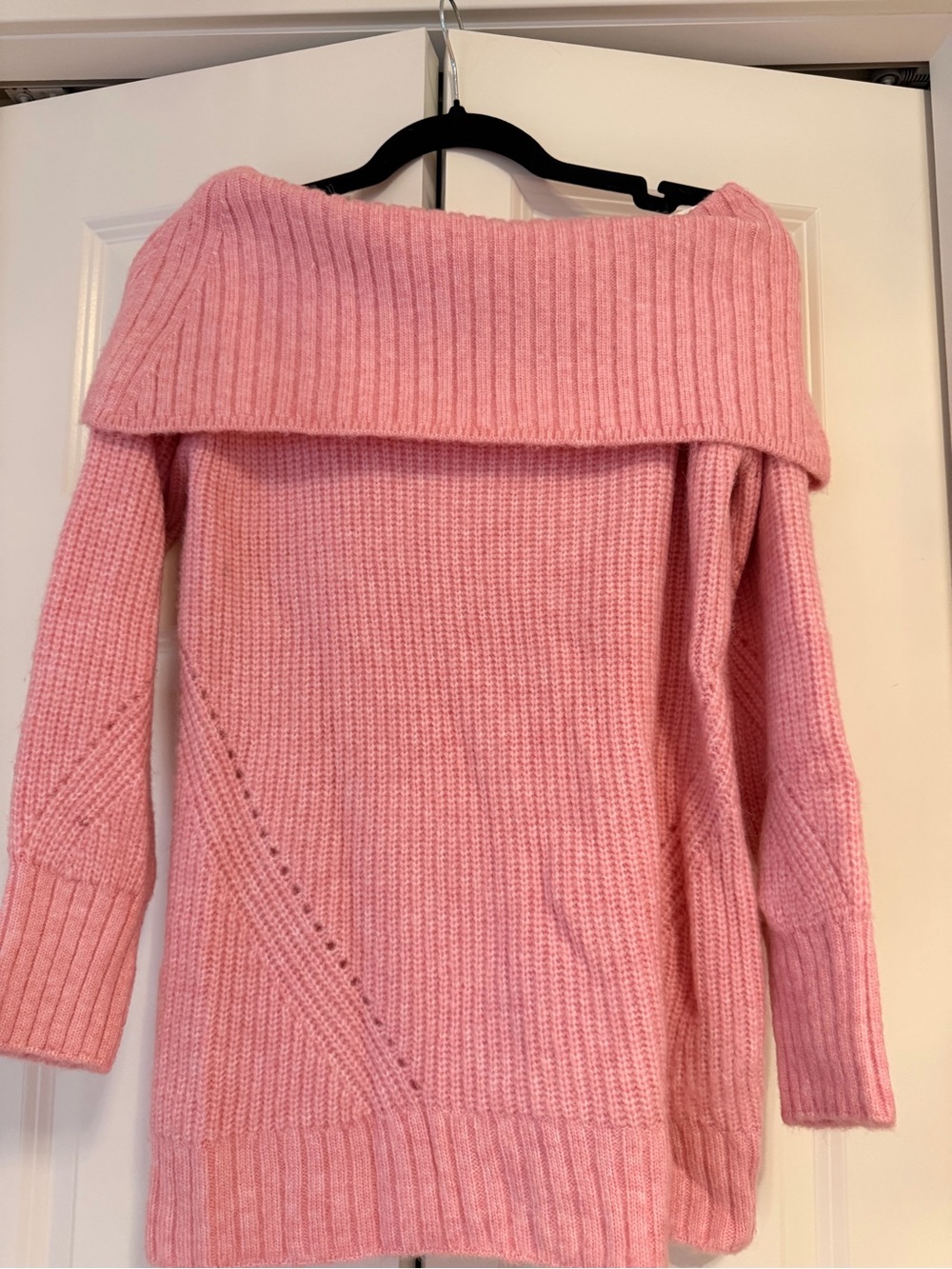 Anthropologie NWT XS Off-Shoulder Pink Women’s Sweater